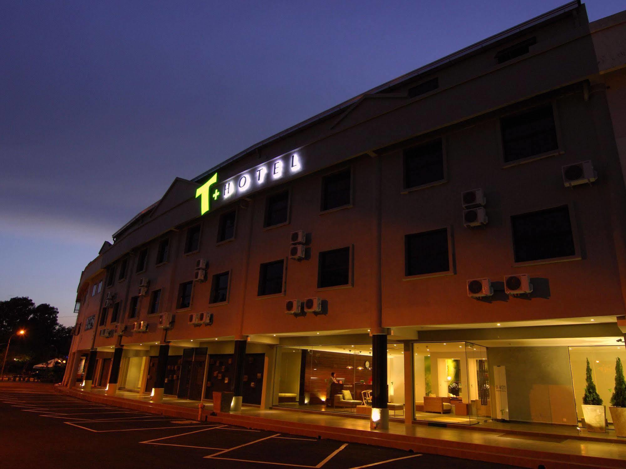 T+ Hotel Sungai Petani Luaran gambar